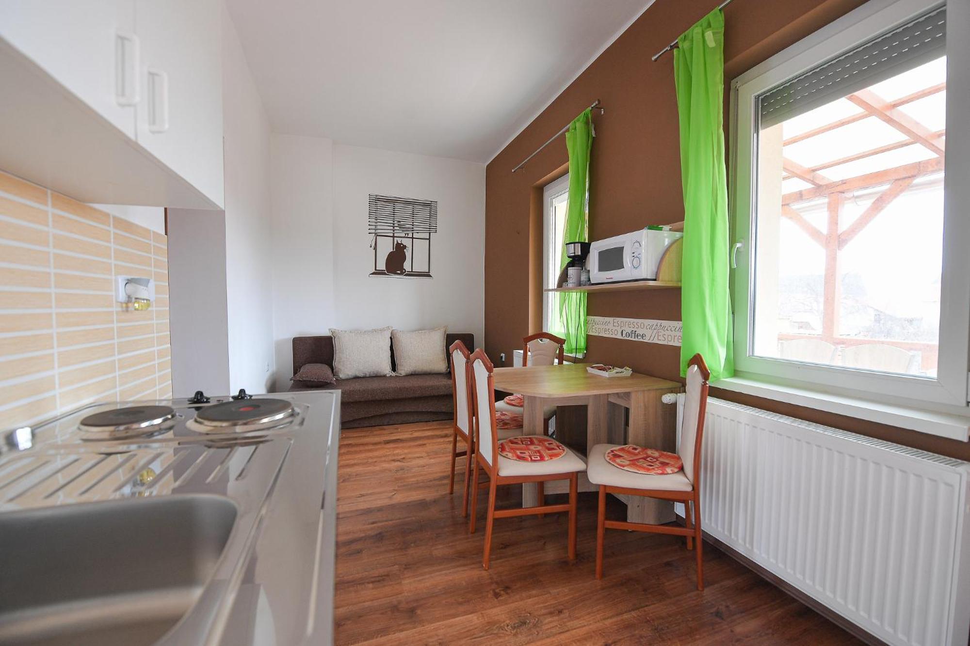 Kokusz Apartmanok Еґер Номер фото