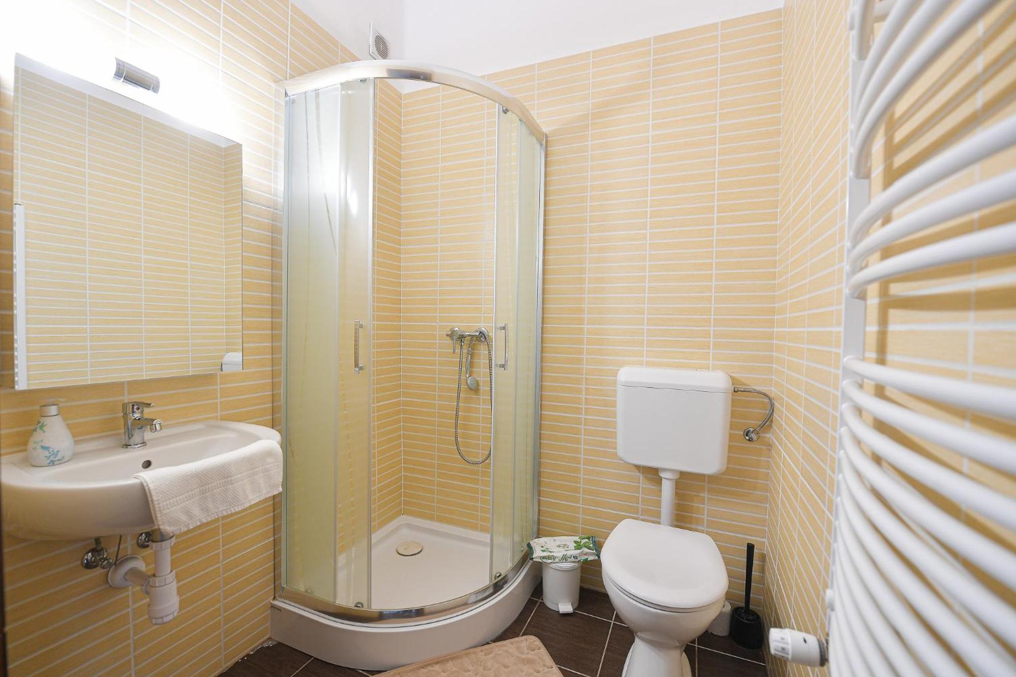 Kokusz Apartmanok Еґер Номер фото