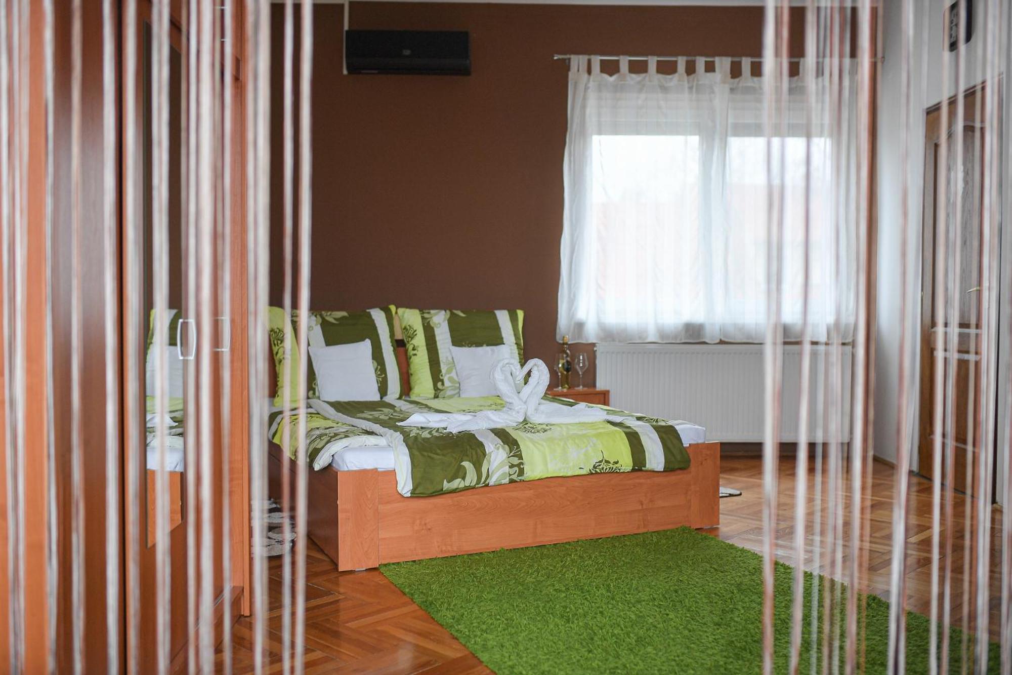 Kokusz Apartmanok Еґер Номер фото
